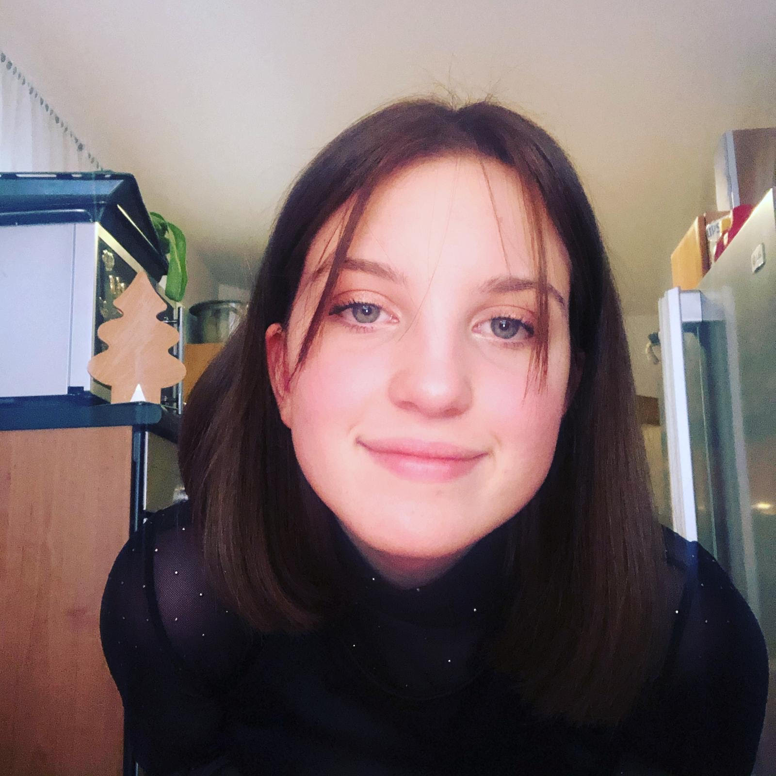 Leonie Kahr